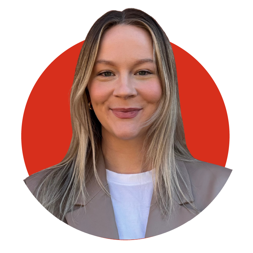 250403-MeetTheAmbassadors-HeadshotsInColoredCircles-Heather
