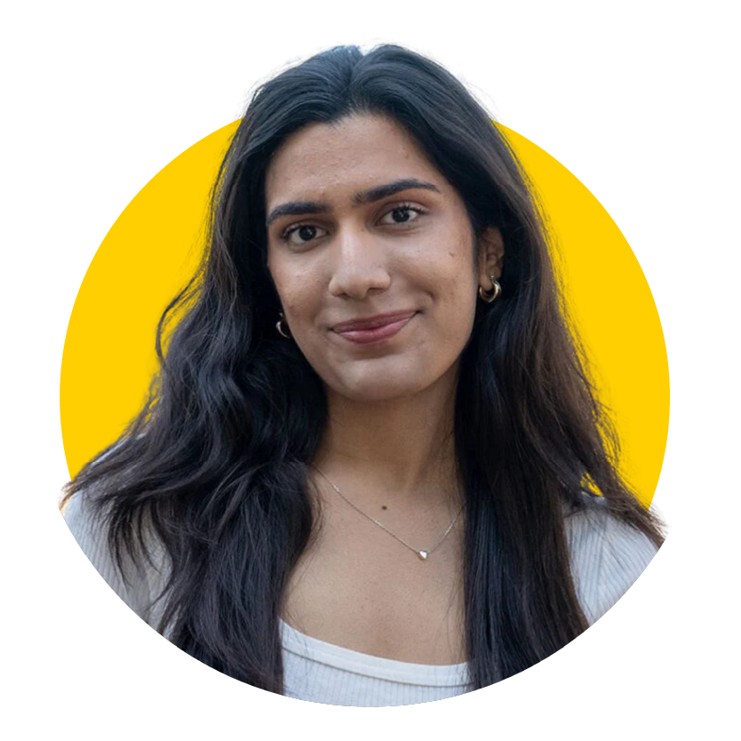 250403-MeetTheAmbassadors-HeadshotsInColoredCircles-Saanvi