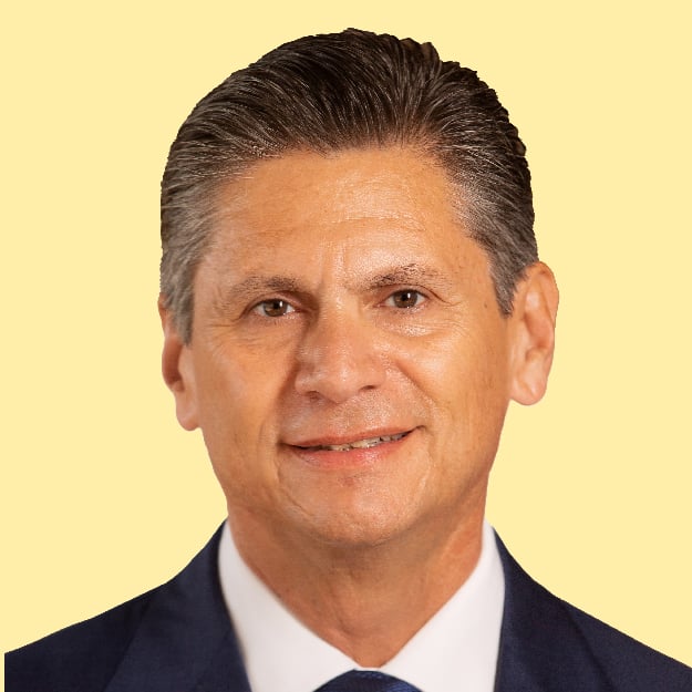 Eloy Oakley